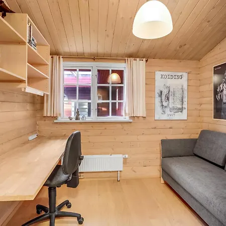 Gorgeous In With House A Panoramic View