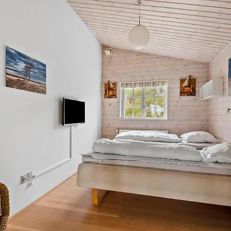 Feriehus Amazing In With Sauna *