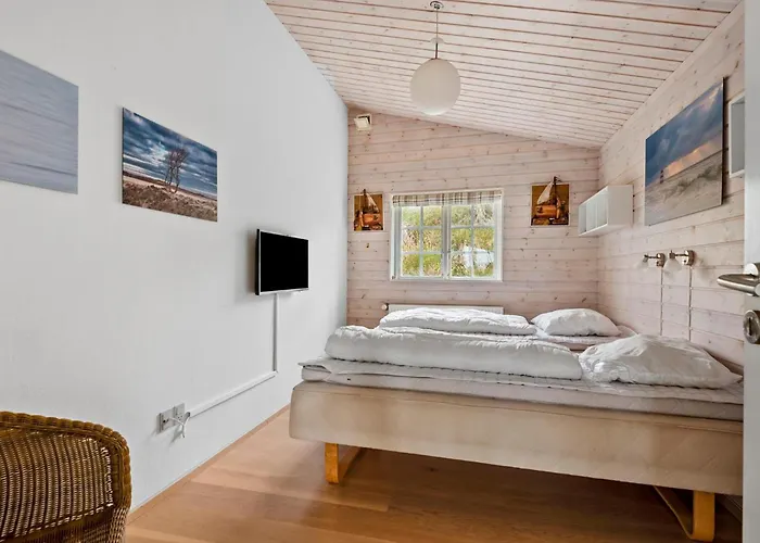 Ferienhaus Amazing In With Sauna *